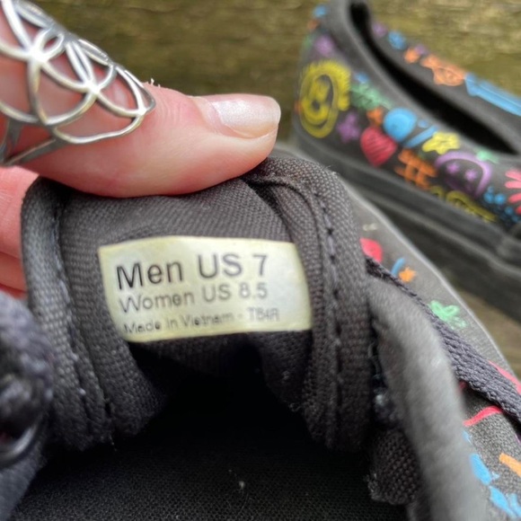 SOLD - y2k Vans - Picture 3 of 3